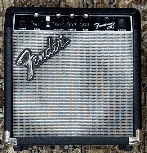 Used Fender Frontman 10G/10W Practice Amp