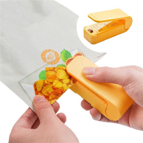 Zhouqiannn Portable Mini Sealing Machine 2024 Mini Bag Sealer 2 In 1 Sealer And Cutter Handheld