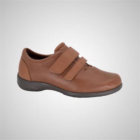 Zapato Areli Liso Con Velcro Ortopedia Bondia