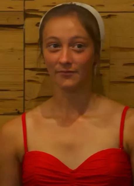 Amish Woman Tears Up As She Tries On Bikini For The First Time To Feel