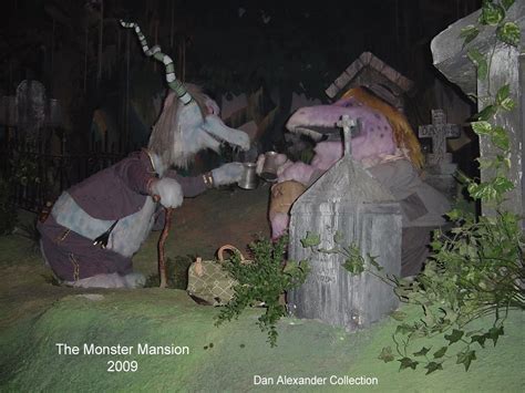 Dan Alexander Dizmentia: The Monster Plantation/The Monster Mansion Part 5