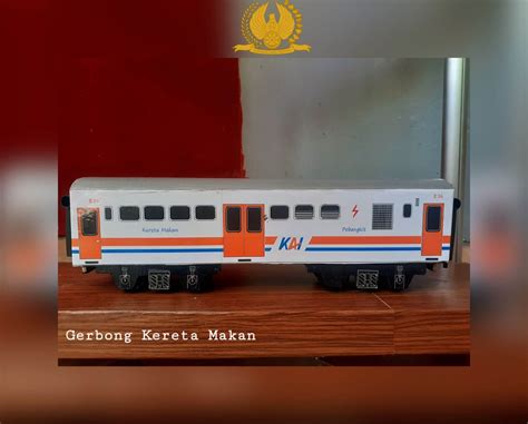 MINIATUR LOKOMOTIF KERETA API INDONESIA CC 205 Seri Baru Miniatur