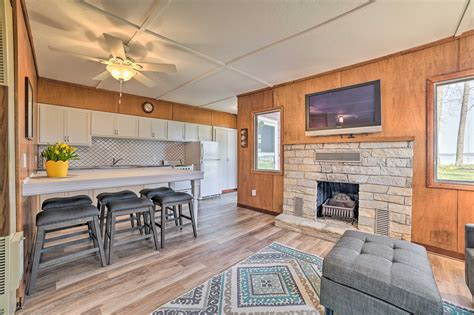 Cozy Petoskey Area Retreat On Burt Lake Access Home Rental In Brutus