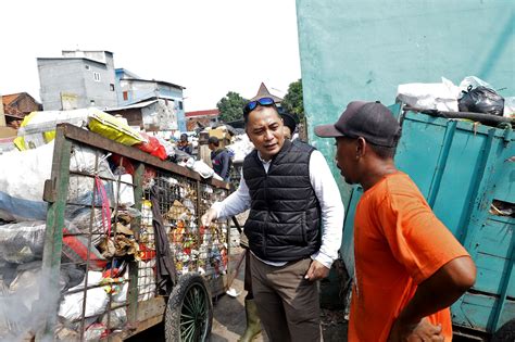 Antisipasi Penumpukan Volume Sampah Di TPS DLH Surabaya Siapkan