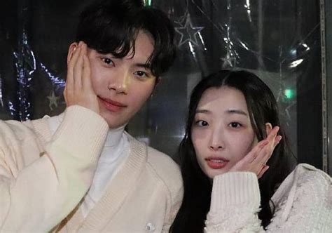 Lee Chae Min E Namorada - 'Bon Appétit, Your Majesty' star Lee Chae Min seen wearing couple ring ...