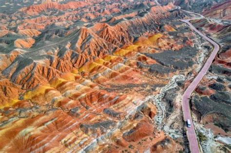 Solve Zhangye Danxia Landform Geologic Park Jigsaw Puzzle Online With