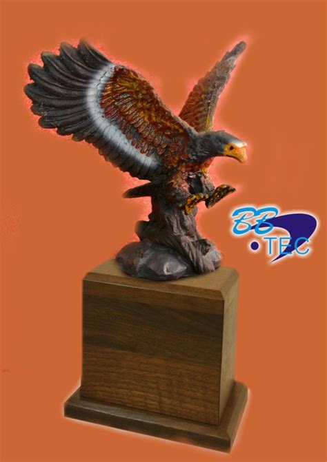 Awards Trophies Medals made in Sri Lanka - Awards, Trophies and Medals ...