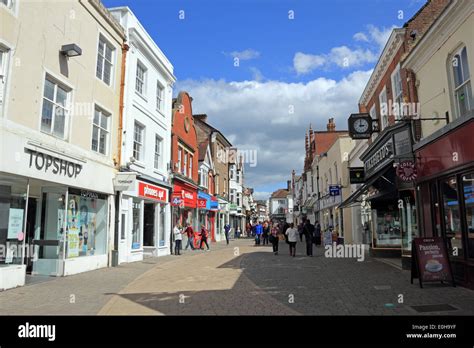 The Pedestrianised Shopping Area Of West Street Horsham West Stock