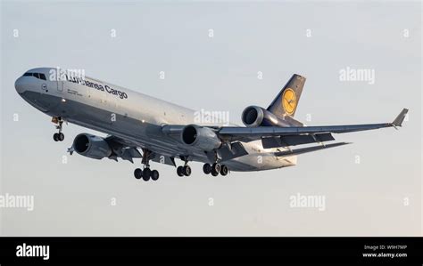 Lufthansa Cargo Md Freighter Hi Res Stock Photography And Images Alamy