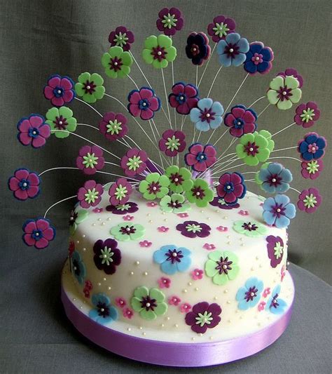 20 Prettiest And Unique Cakes Page 6 Of 44