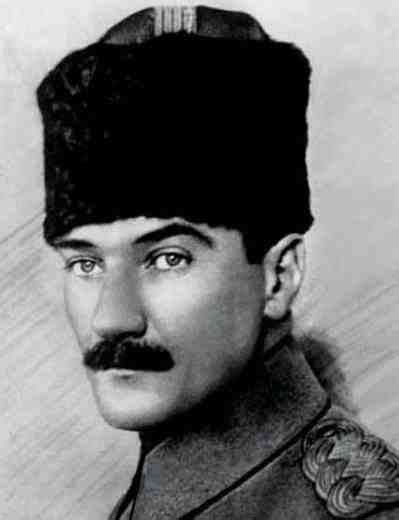 Atatürk ün Arkadaşları İle Anıları