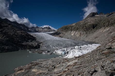 Amid melting glaciers, Swiss vote on new climate law | Philstar.com