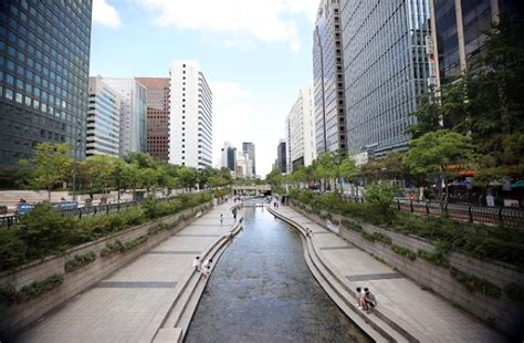 서울시설공단 청계천 판잣집 테마존 자연생태 휴식공간으로 새단장 아주경제