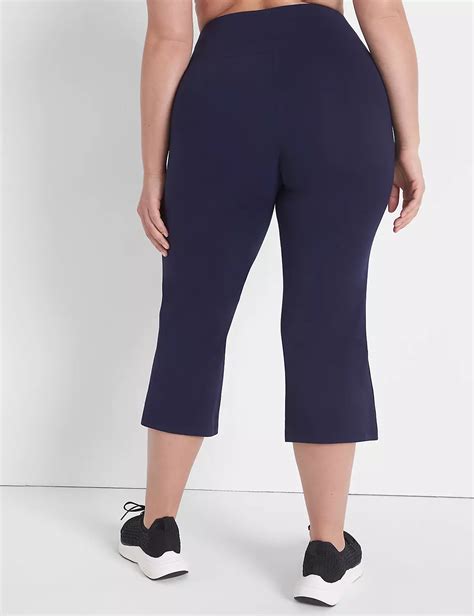 Signature Stretch Capri Bootcut Lanebryant
