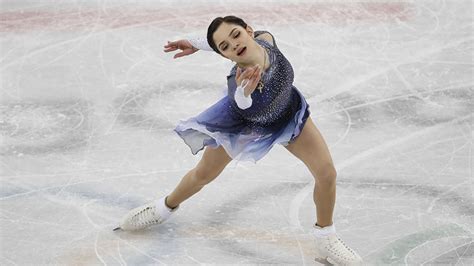 Russian figure skater Medvedeva sets world record in short program at ...