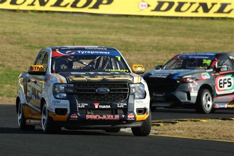 Superutes News Cameron Crick Leads Superutes Round After Race 3