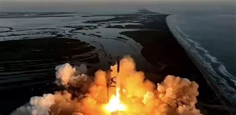 Exact Moment Elon Musks Spacex Starship Explodes After Reaching Space