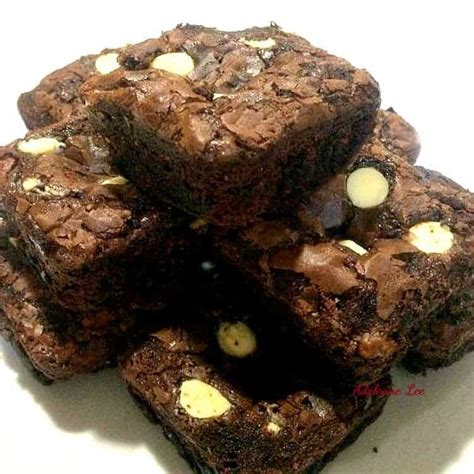 Chocolate Pecan Brownies | Lovefoodies