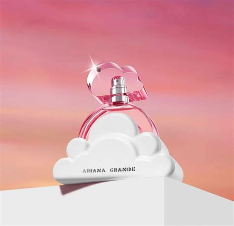 Ariana Grande Cloud Pink Parfumuri Noi