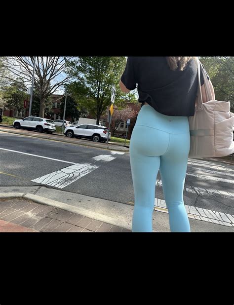 College Blonde In Lulu Leggings Spandex Leggings Yoga Pants Forum