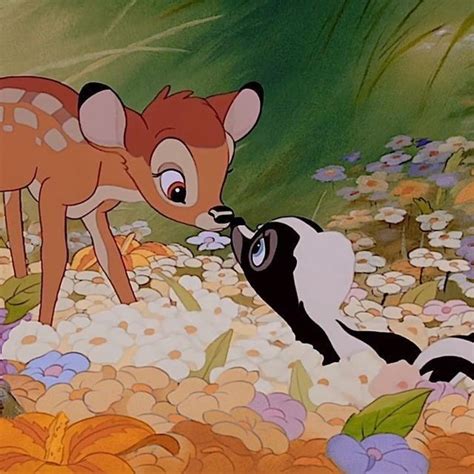 Pin By 𝓷𝓸𝓵𝓬𝔁 On Salvamentos Rápidos Bambi Disney Old Disney Characters Old Disney Movies