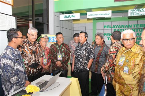 Ketua Mahkamah Agung Tinjau Pengadilan Negeri Dan Pengadilan Agama