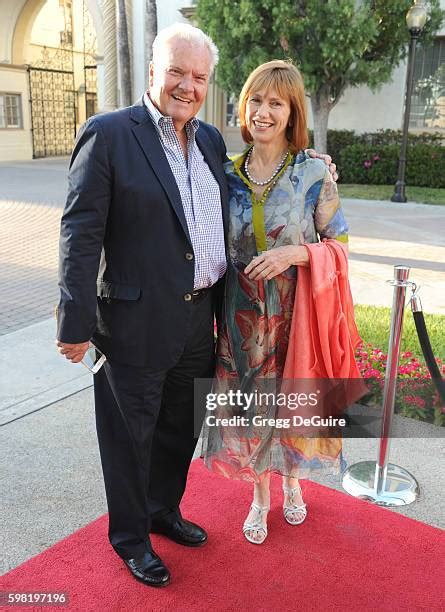 Kathy Baker Photos And Premium High Res Pictures Getty Images