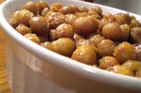 Spicy Garlic Roasted Chickpeas Recipe