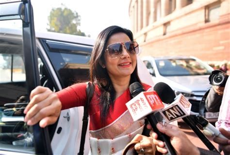 Cbi Seeks Ls Ethics Committee Report On Mahua Moitra Likely To File Fir