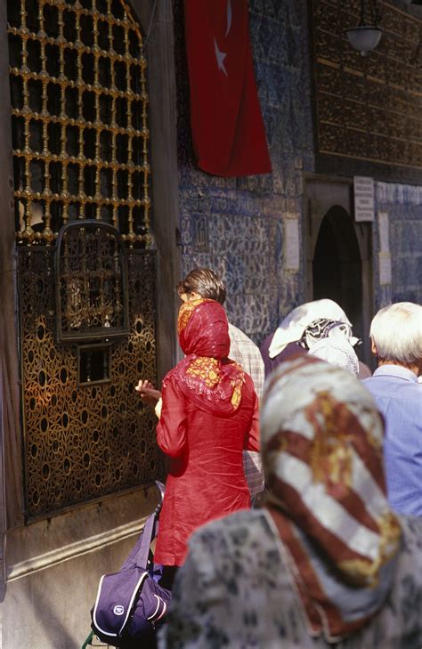 Finding The Sacred In Istanbul The Pilgrimage Site Of Eyüp Sultan