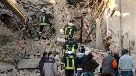 Terremoto Laquila La Sentenza Shock Per Ilaria Colpa Sua Studiava Troppo