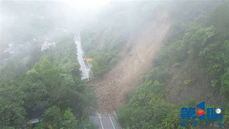 临时交通管制！国道319线沙坝段发生山体滑坡 道路堆积长40米 上游新闻 汇聚向上的力量