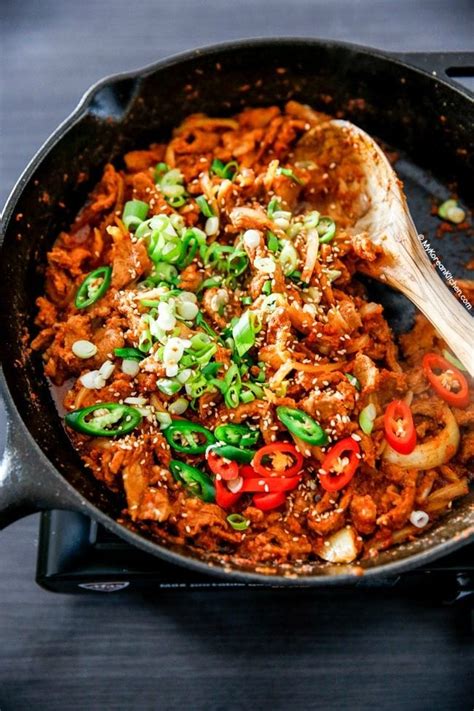 Spicy Pork Bulgogi Rice Bowl - My Korean Kitchen