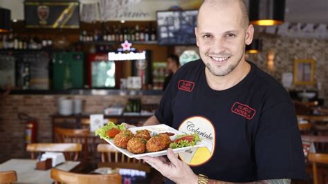 Cinco Bares Da Baixada Fluminense Tentam T Tulo No Comida Di Buteco