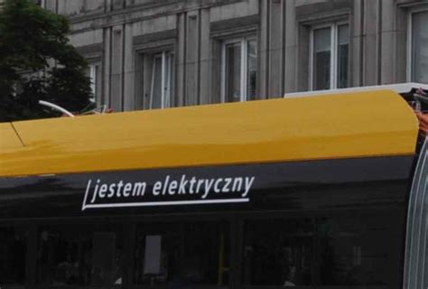 Cztery autobusy elektryczne Sozosfera ochrona środowiska