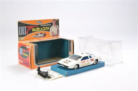James Bond 007 Auctions — Mandm Auctions