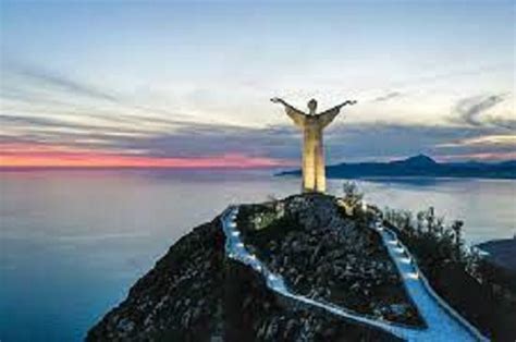 Il Cristo Redentore Di Maratea Alla Casa Degli Artisti Di Brera