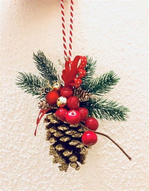 Pin By B Baton On Pine Cones Christmas Ornament Crafts Pinecone