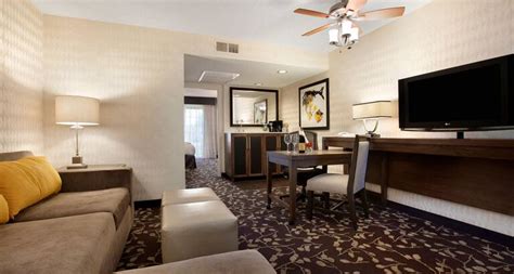 Napa Hotels – Embassy Suites Napa Valley, CA Hotel