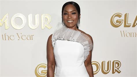 Angela Bassett Net Worth ¿cuál Es La Fortuna De La Actriz De Black Panther Wakanda Forever