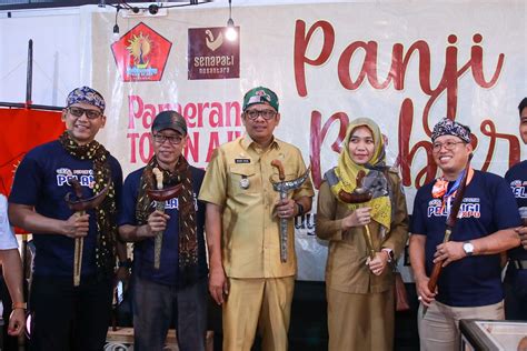 Pagelaran Pusaka Panji Beber Hadir Di Pelangi Expo Radar Bontang