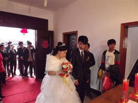 小舅子結婚我隨禮五千，婚禮當天收到一條短訊，我把婚禮現場砸了 每日頭條