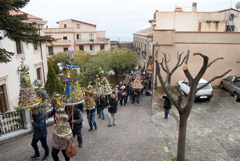 La Domenica Delle Palme A Bova Touring Club Italiano