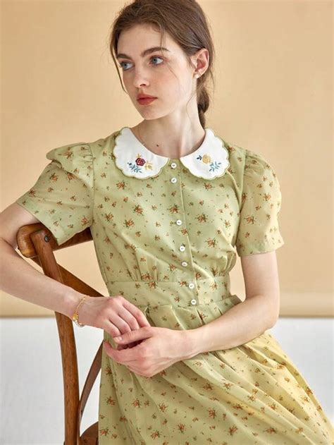 Simple Retro Ditsy Floral Print Peter Pan Collar Puff Sleeve Pleated