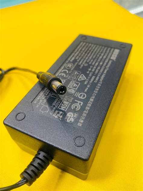 MOSO ของแท MSA Z3330IC12 0 48W Q 12V3 33A 5 5x2 1mm power adapter