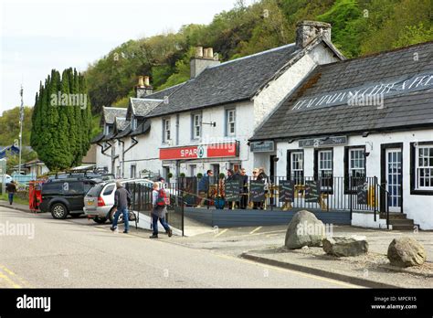Craignure Isle Of Mull Scotland Pub And Spar Shop In The Busy Ferry