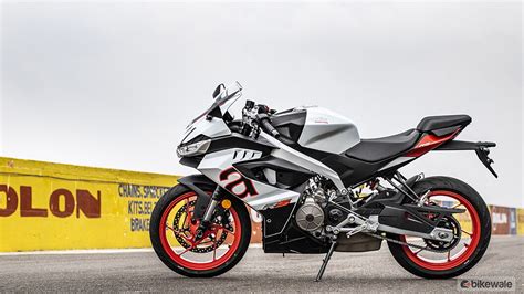 Images of Aprilia RS 457 | Photos of RS 457 - BikeWale