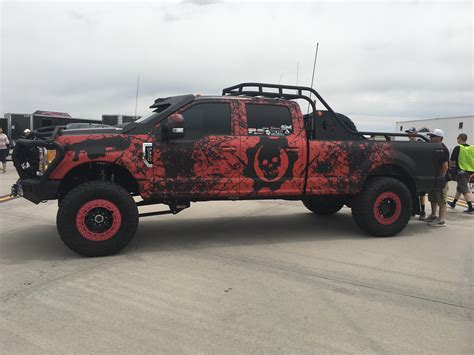 Gears Of War Themed Ford Gears Of War Gears Of War 3 Gears