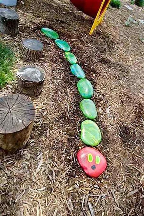 21 Lovely DIY Ideas To Spice Up Garden with Pebbles Art - Amazing DIY, Interior & Home Design