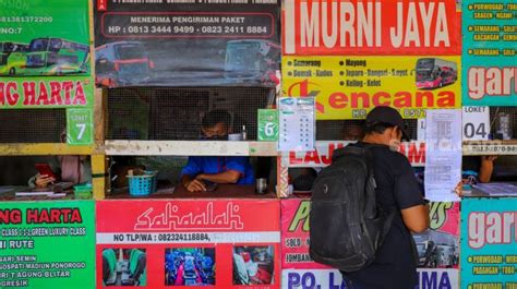 Terminal Bayangan Pondok Pinang Mulai Dipadati Pemudik